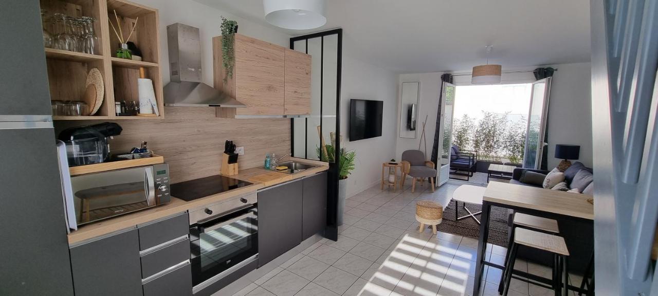 Apartment En Hyper Centre, Climatise Entierement Renove! Netflix - Amazon Prime - Terrasse - Le Nature Zen